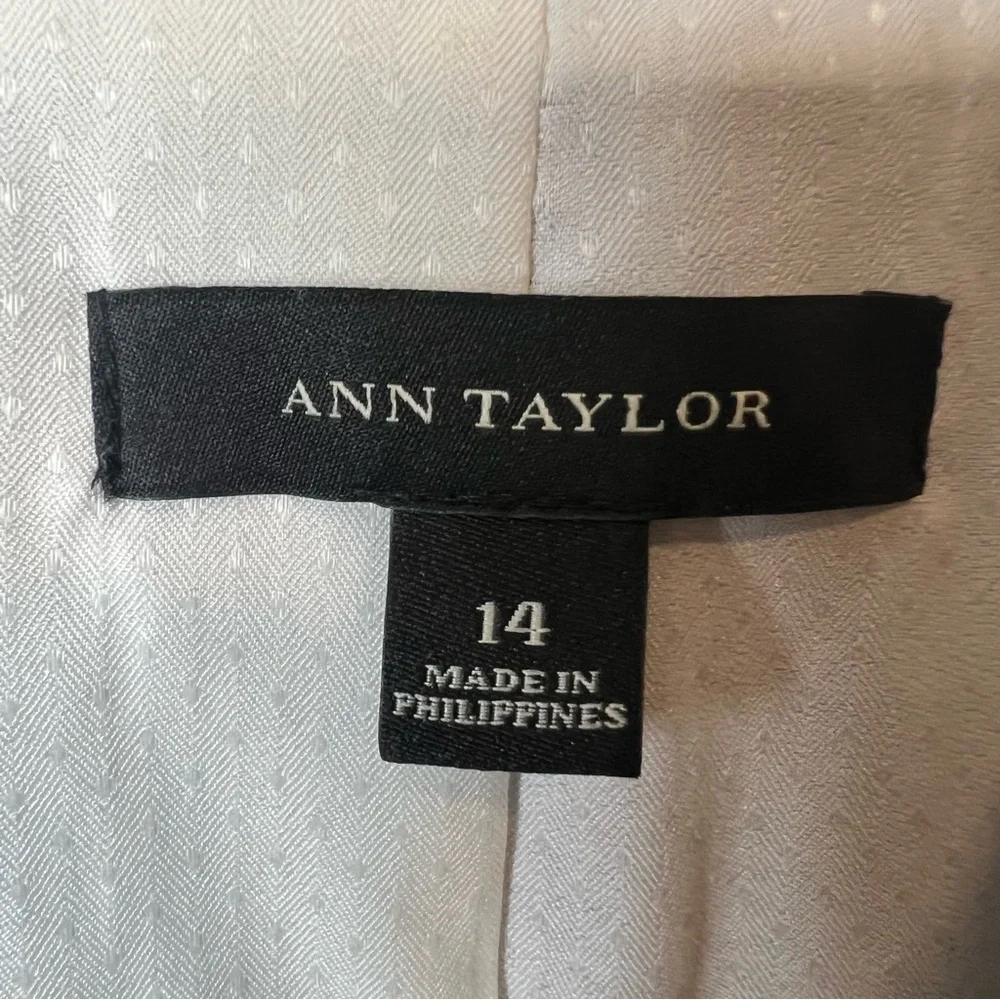 Ann Taylor stylish navy